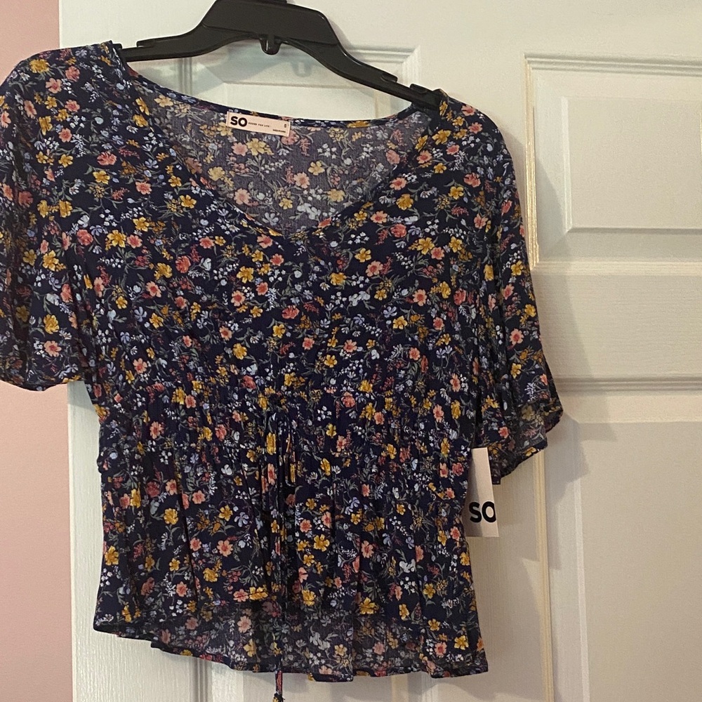 SO Women's Floral Blouse - Navy and Multicolor junior size